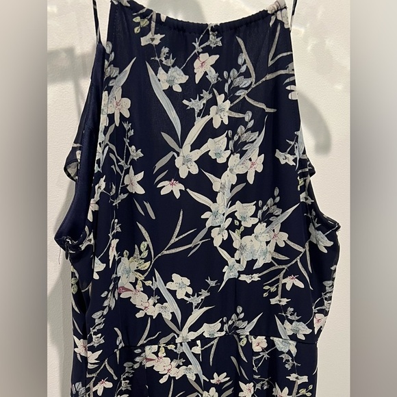 Lulu's Navy Floral Mini Chiffon Dress With a Ruffle V-Neck Size M - Picture 8 of 13